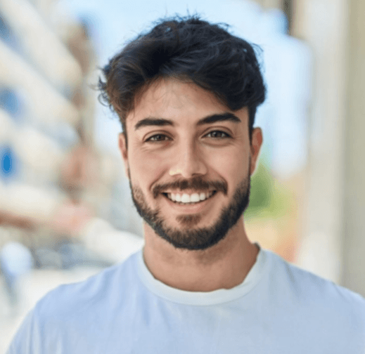 Selfi de ejemplo para una foto de pasaporte con IA